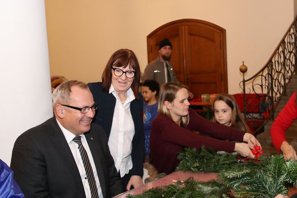 {{ blog.title }}