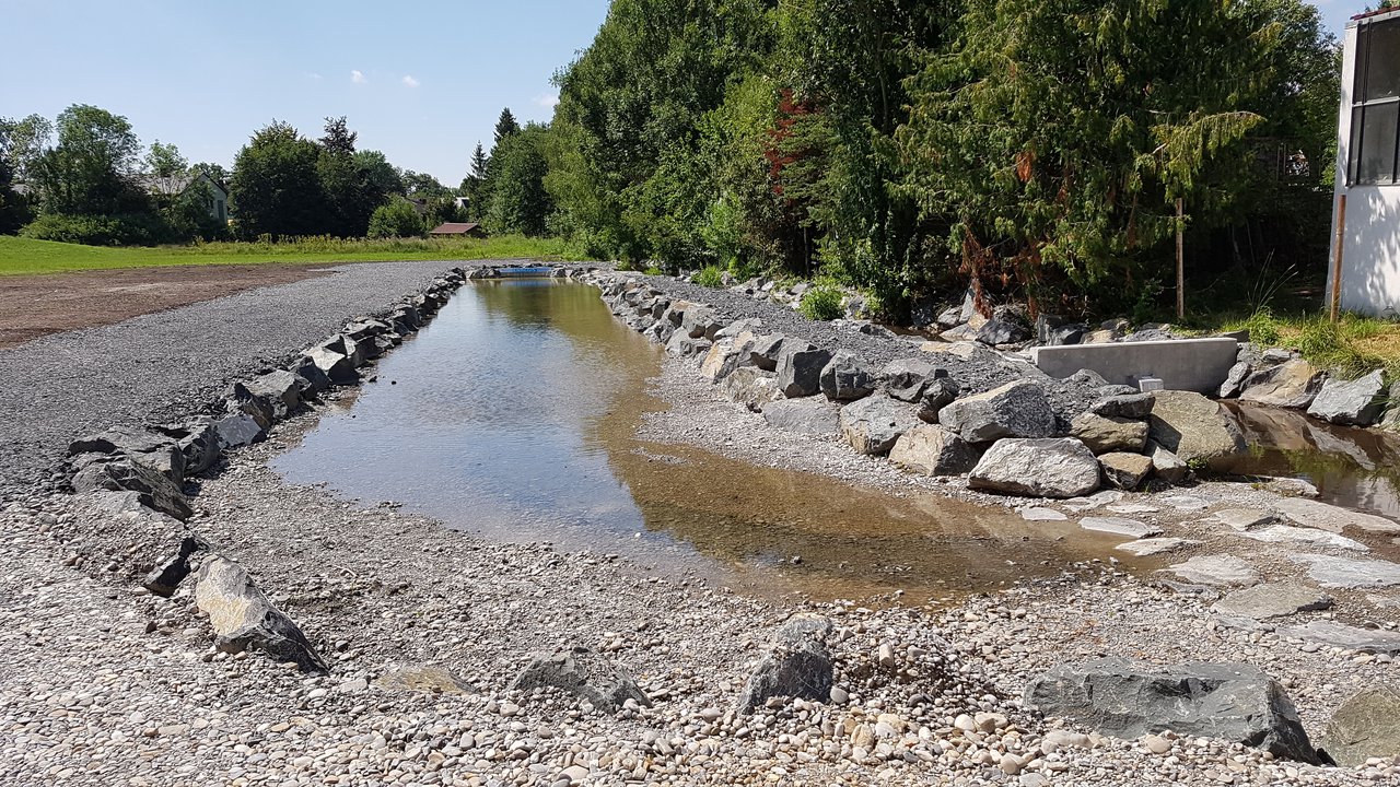 Neues Regenbehandlungsbecken am Tiroler Ring