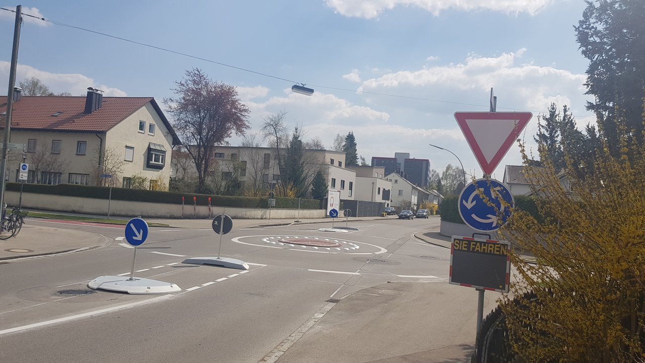 Buxacherstraße Kreisverkehr