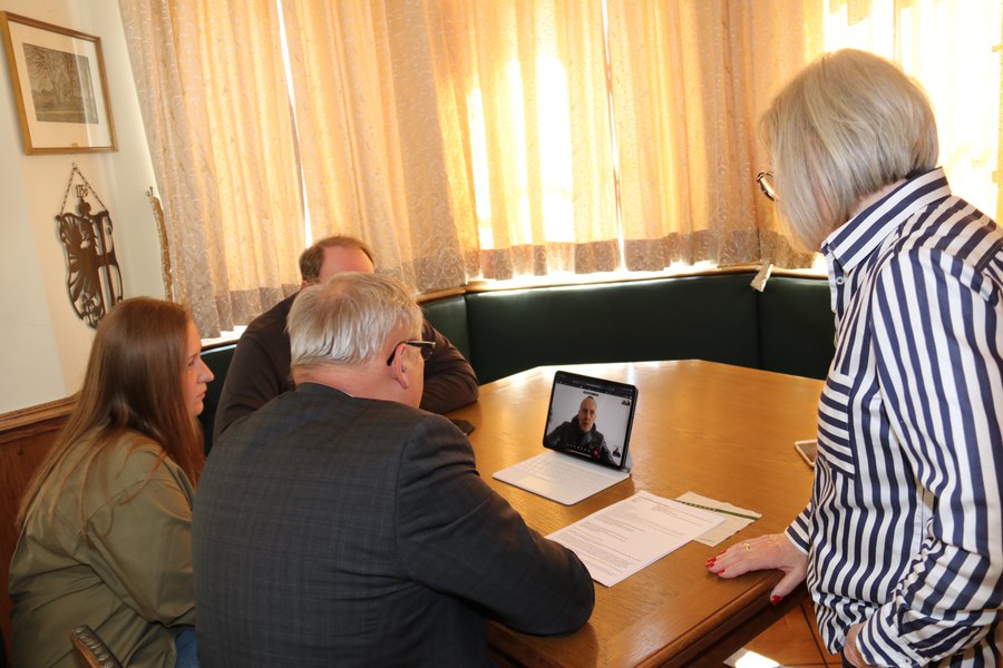 Bürgermeister Atroshenko berichtet aus Tschernihiw
