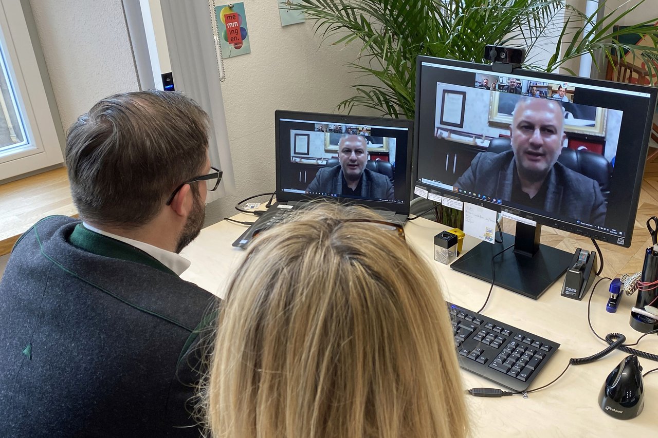 2023-04-25_Videocall mit Karatas.jpg