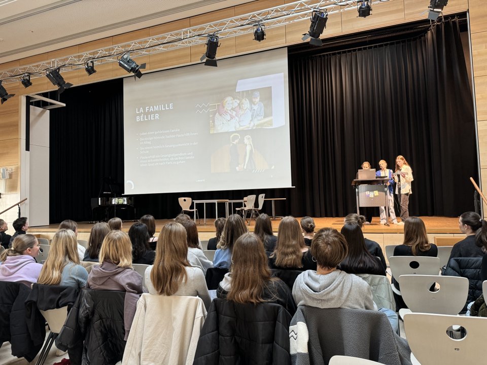 2024-04_Wissenschaftswoche BSG_Gruppe Französisch_ Gewinnergruppe