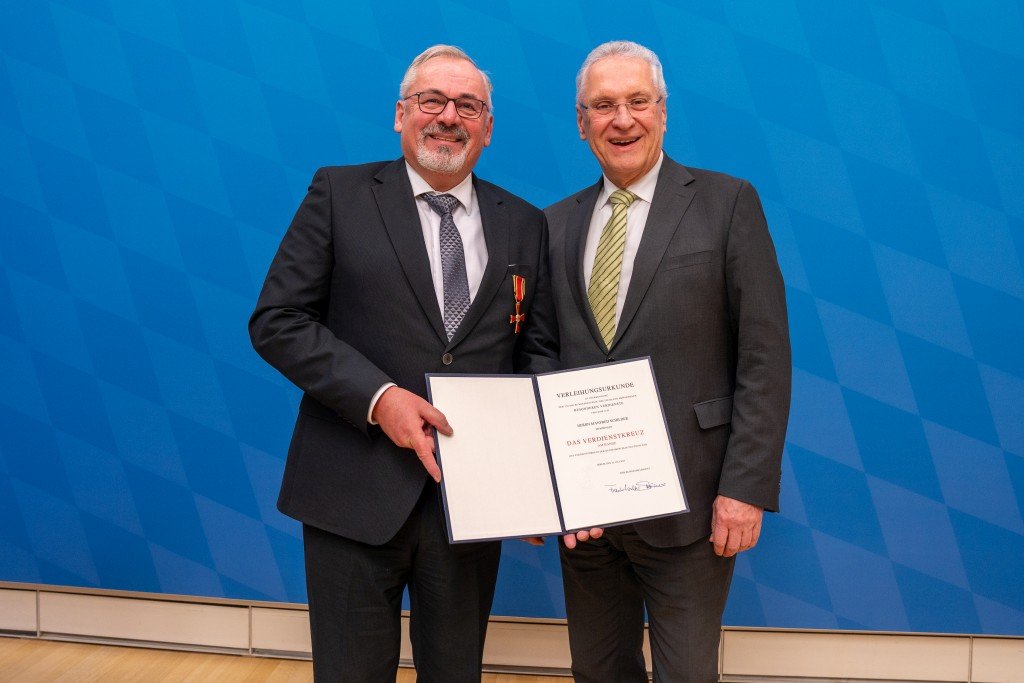 Verdienstkreuz Manfred Schilder