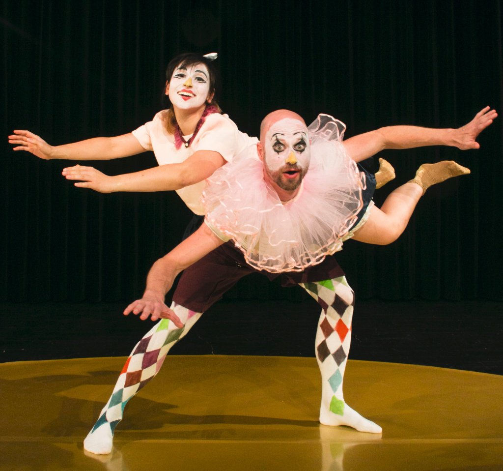 Die dumme Augustine - Kaminwerk bietet Tanztheater