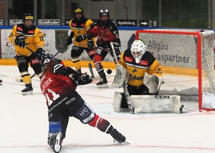 ECDC-Frauen EWHL Vorr1