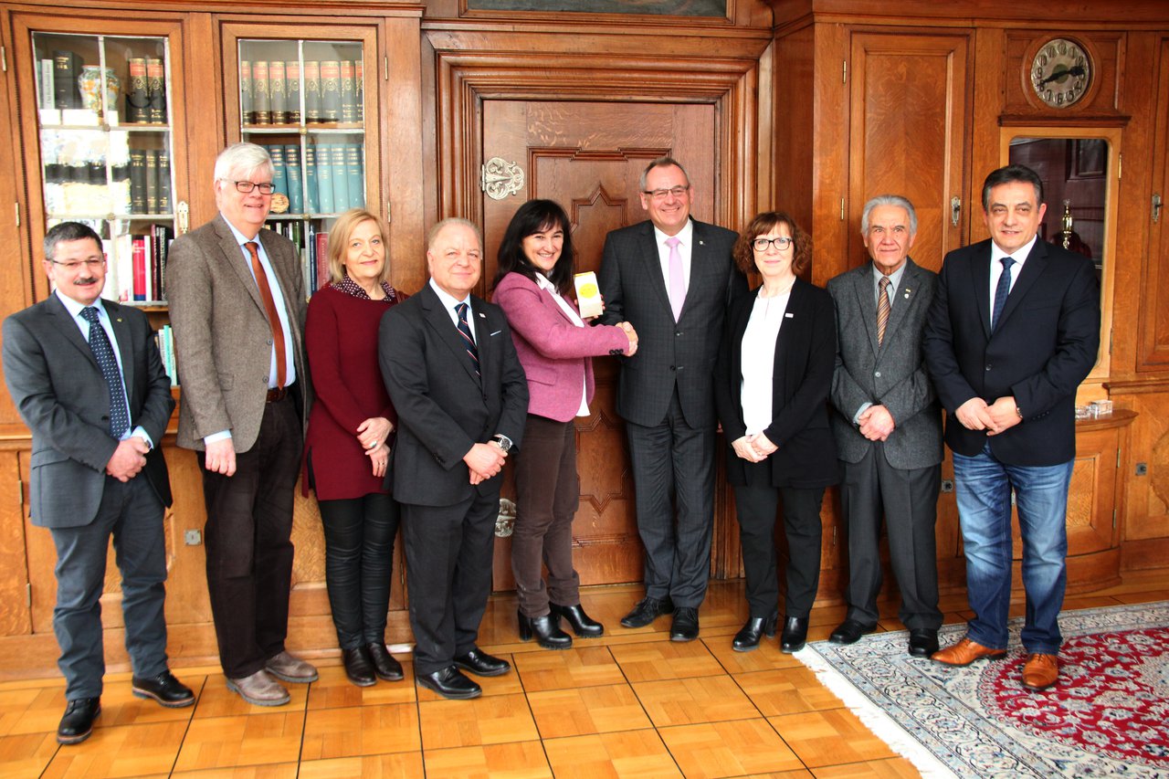 Laura Garavini im Rathaus empfangen