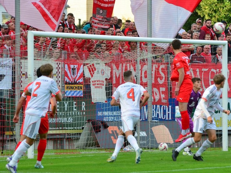 FCM FC Bayern II 25 1