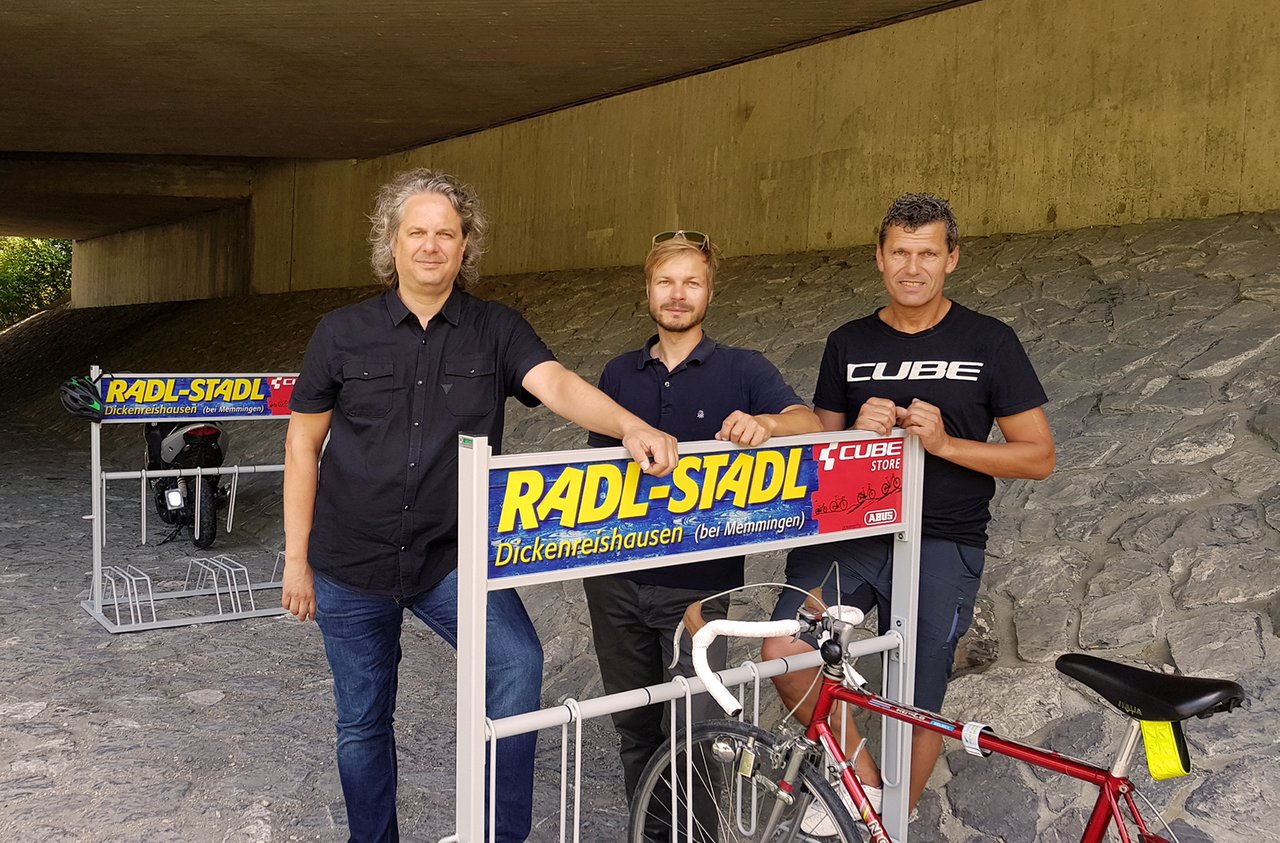 Fahrradständer am P+M Platz an der A7