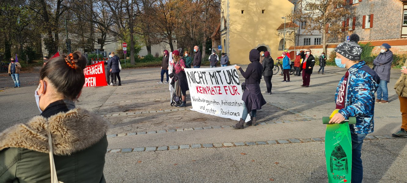Demo der Linken gegen Querdenker