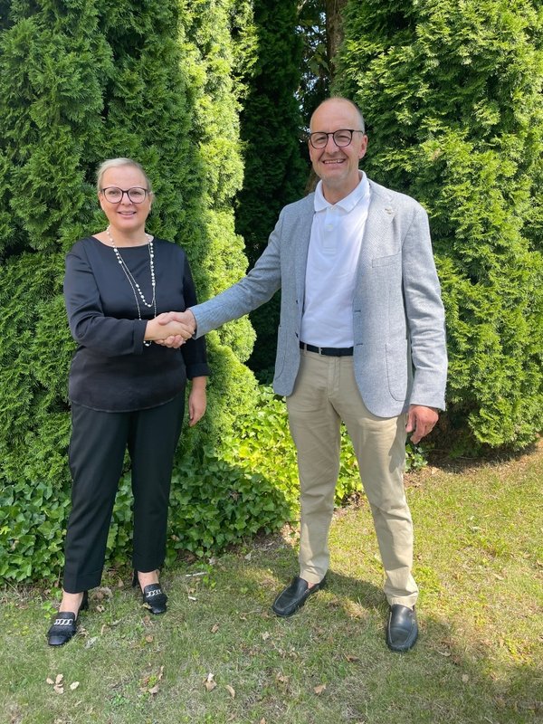 Neue Präsidentin Rotary Club