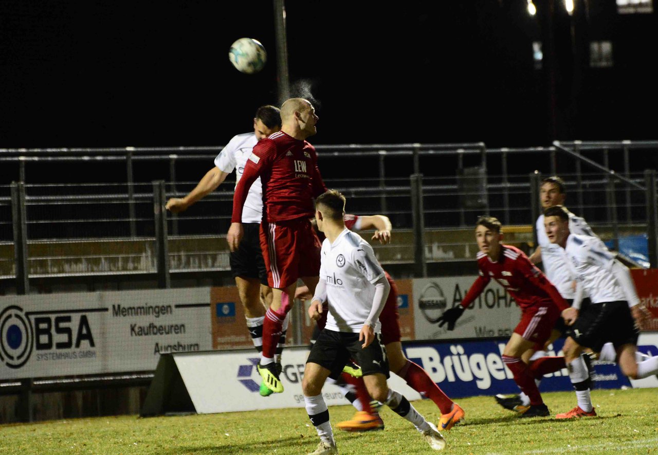 Jokic 1-0 Rosenheim.jpg