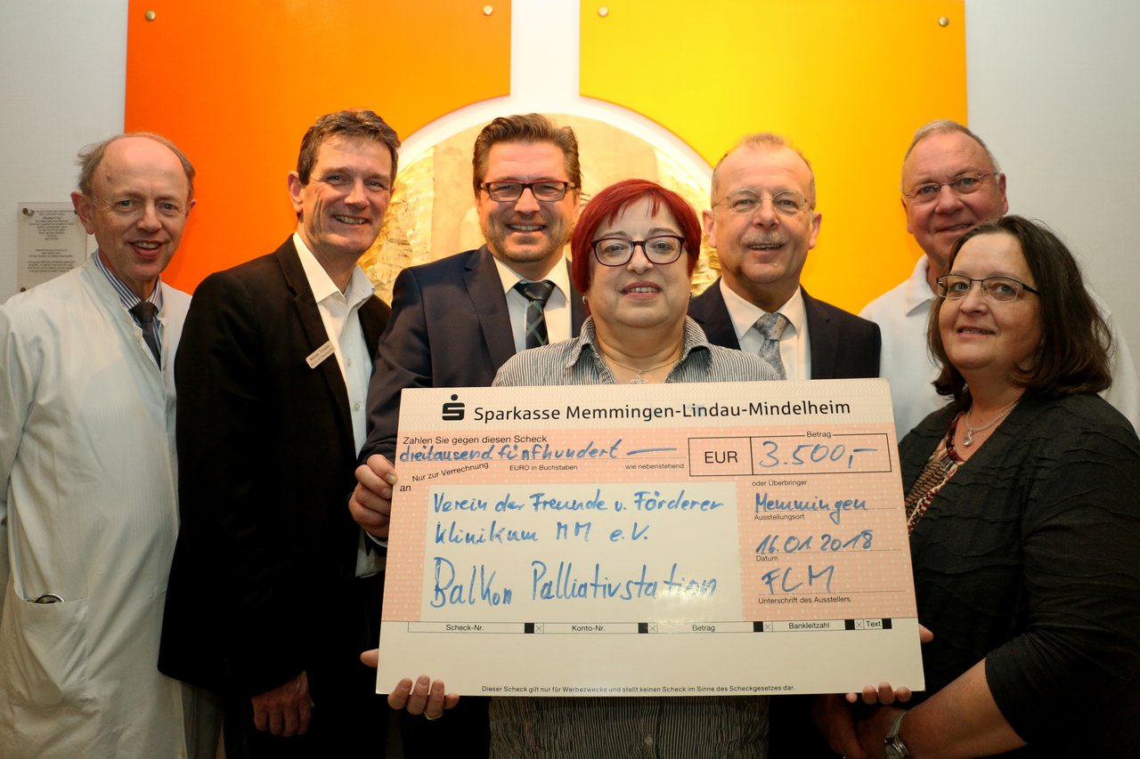 FCM spendet für Balkon