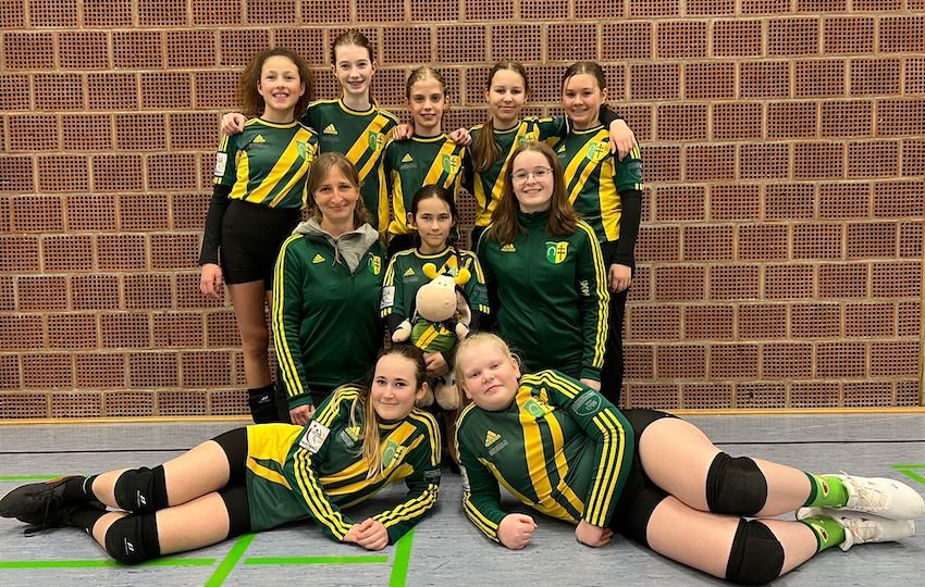 SVA U14w Bayerischer Vizemeister.JPG