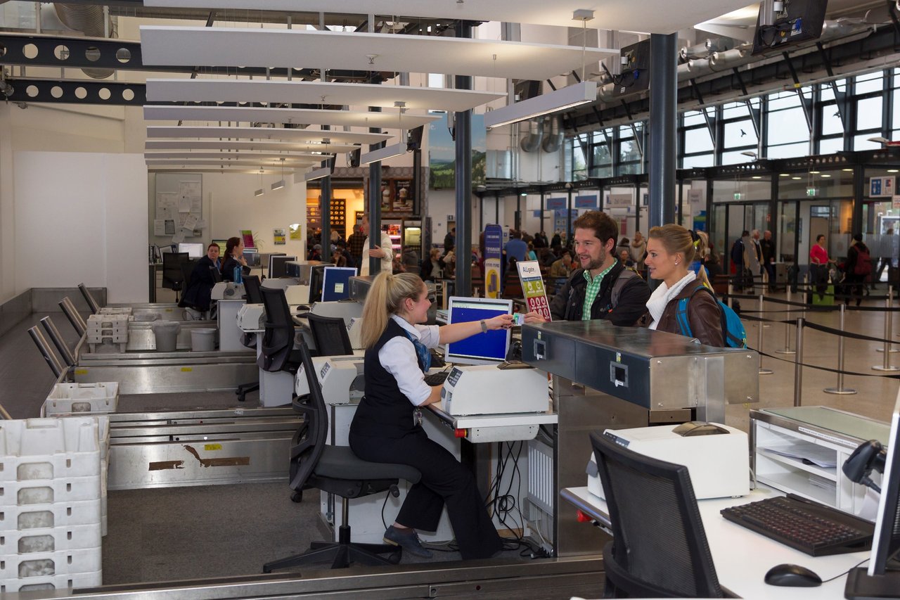 Terminal-Check-In_©-Allgäu-Airport-GmbH-Co.-KG_Fotograf_Stefan-Gruber.jpeg