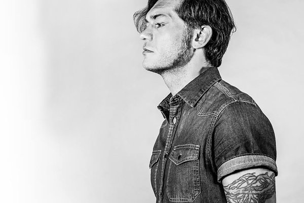{{ blog.title }}