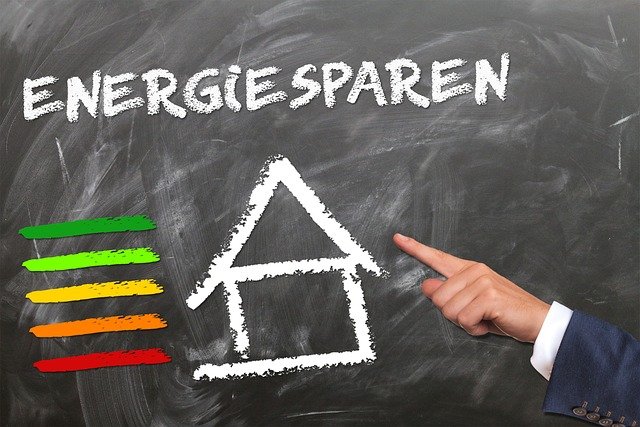 energy-saving-gbdb80a339_640