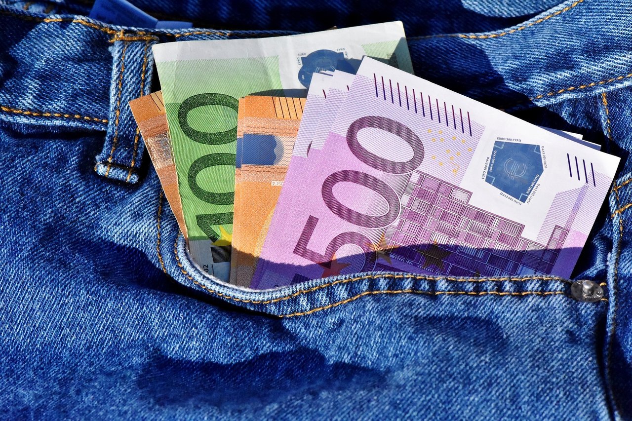 money-g199609513_1920.jpg