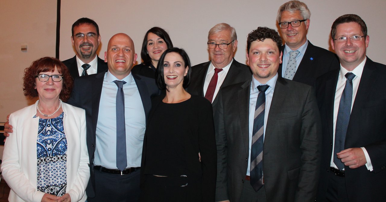 Aures Nominierung 1