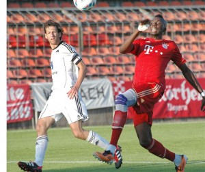 Beim 0:0 gegen den FC Bayern 2 zeigte der FCM (links Harald Holzapfel) eine taktisch starke Leistung.