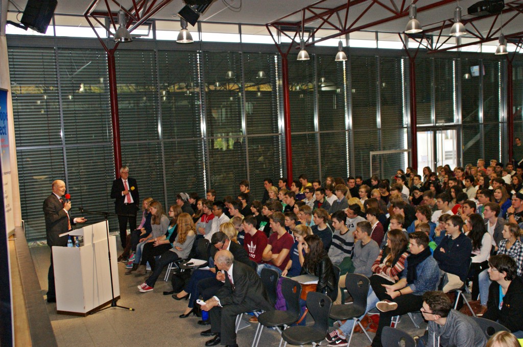In der Aula des Vöhlin-Gymnsiums