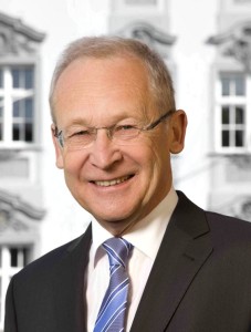 Dr. Ivo Holzinger