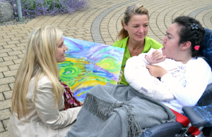 BU Michelle mit Krankenschwester Martina Lechner.