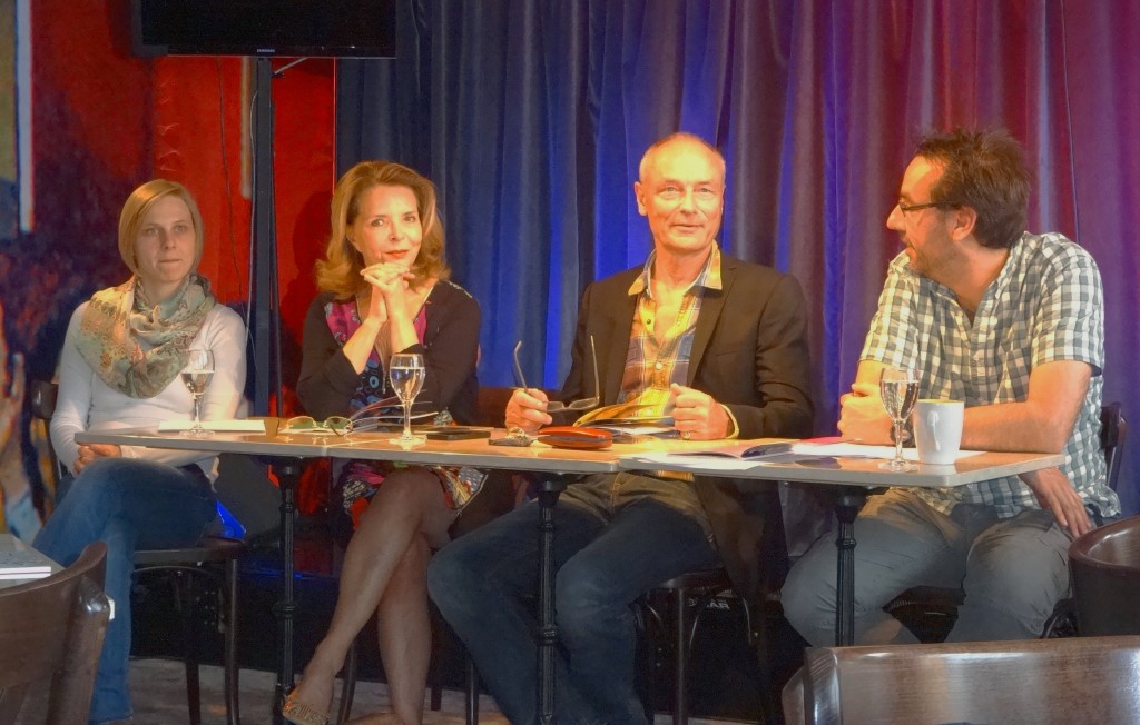 Intendant Walter Weyers, Oberspielleiter Peter Kesten und Theaterpädagogin Claudia Schilling