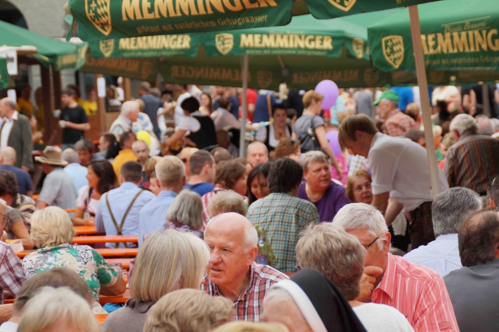 Viele Memminger Bürger und Gäste haben schon mal Platz genommen