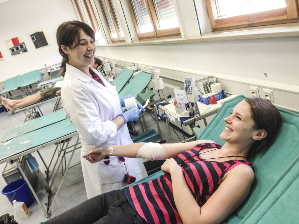 Viele Spender kamen zum Blutspendetermin des BRK am 31. juli im Institut für Transfusionsmedizin in München.