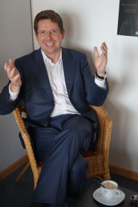Der CSU-Bundestagsabgeordnete Stephan Stracke sprach mit Lokale-Herausgeber Wolfgang Radeck über die Flüchtlingskrise. Foto: Radeck
