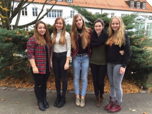 Die fünf Schülerinnen des W-Seminars 